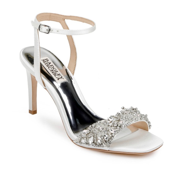 Rider Stiletto Heel Size in White Satin - Picture 6 of 17